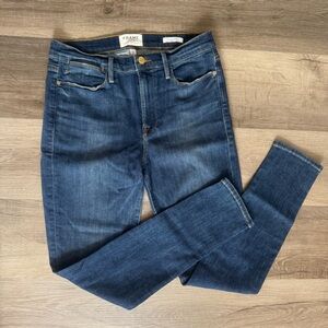 FRAME Le High Skinny jeans in color Majesty